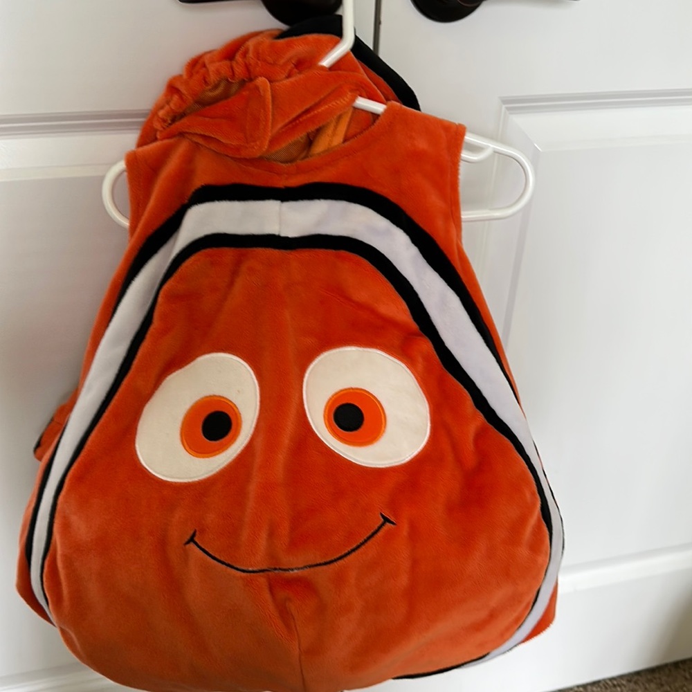 Disney Nemo costume